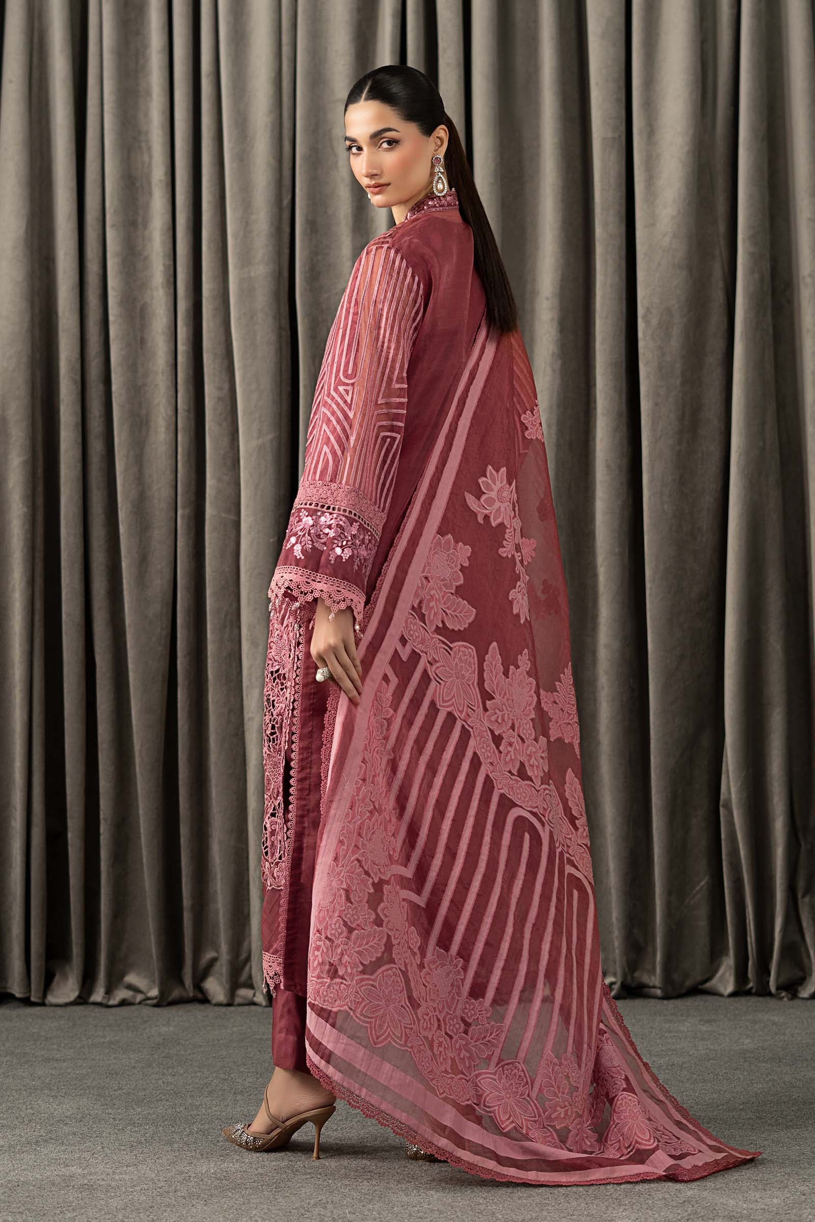 3 Piece Embroidered Organza Suit - Image 8