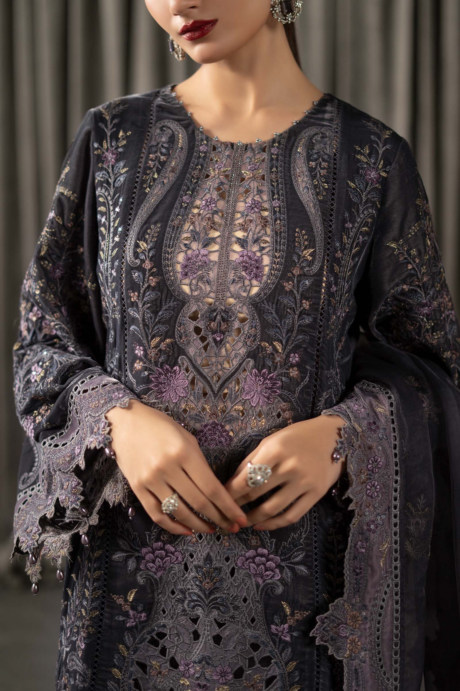 3 Piece Embroidered Velvet Suit - Image 3