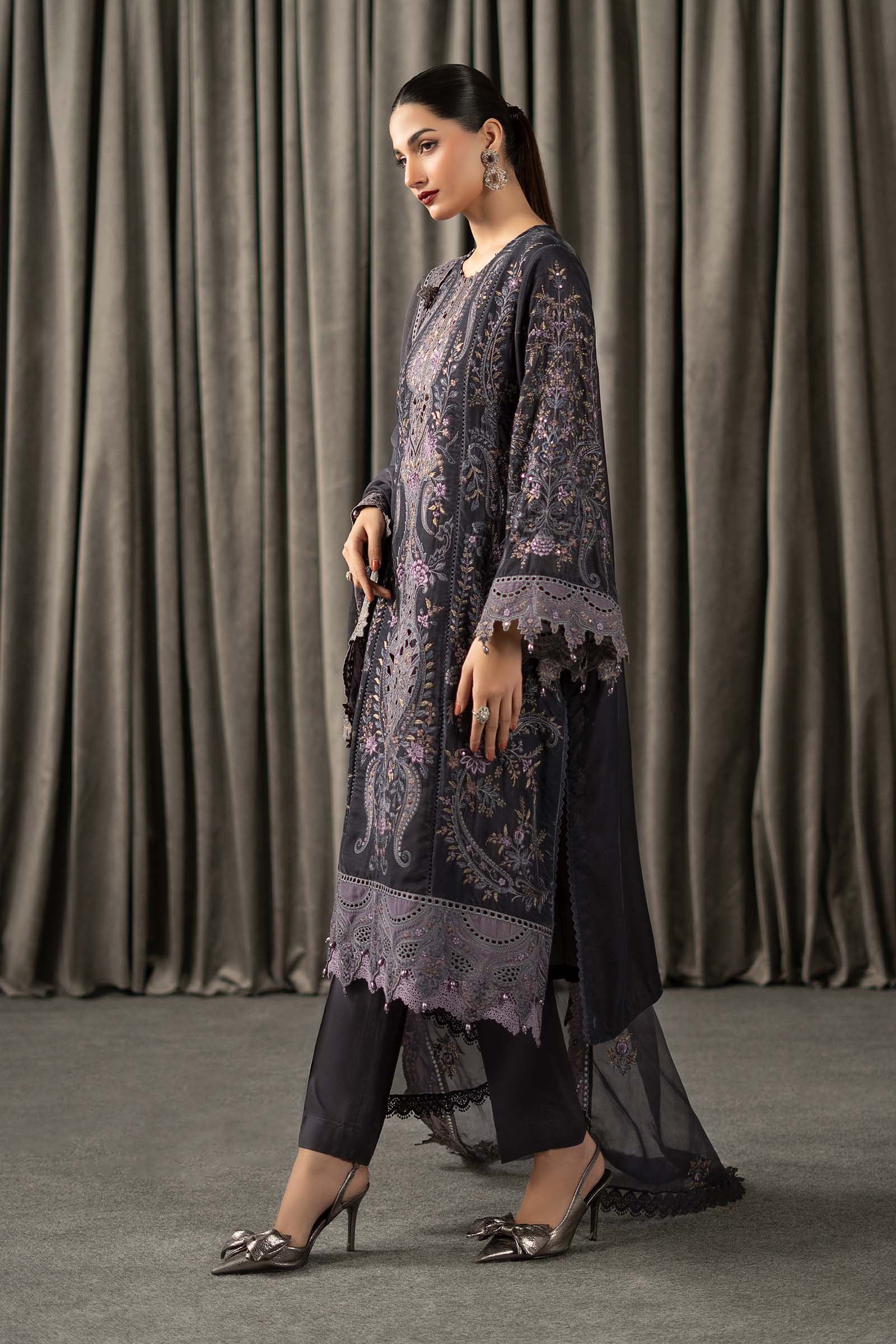 3 Piece Embroidered Velvet Suit - Image 7