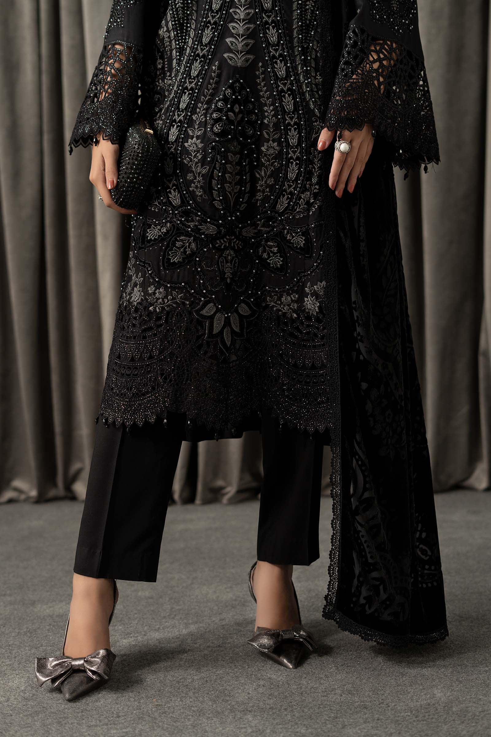 3 Piece Embroidered Linen Suit - Image 5