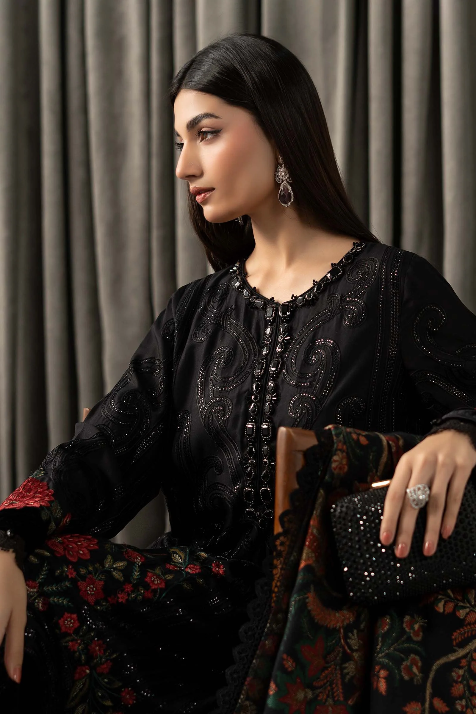 3 Piece Embroidered Linen Suit - Image 2
