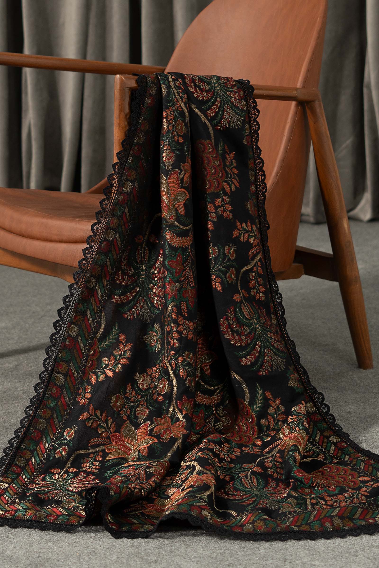 3 Piece Embroidered Linen Suit - Image 6