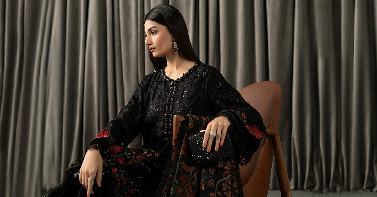 3 Piece Embroidered Linen Suit - Image 9