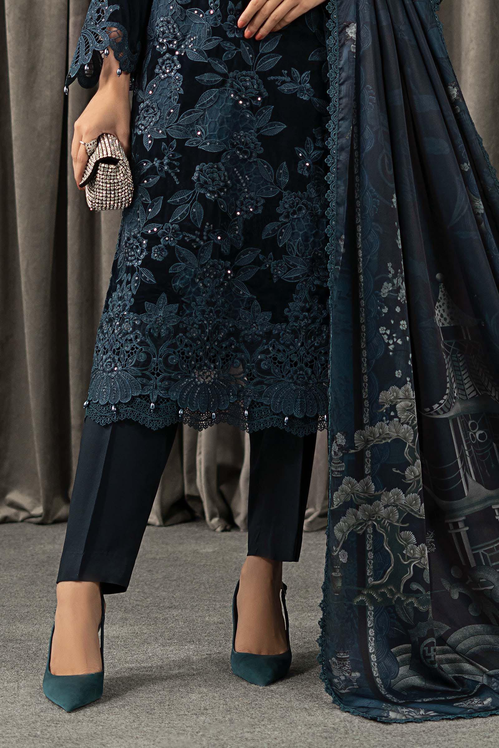 3 Piece Embroidered Velvet Suit - Image 5