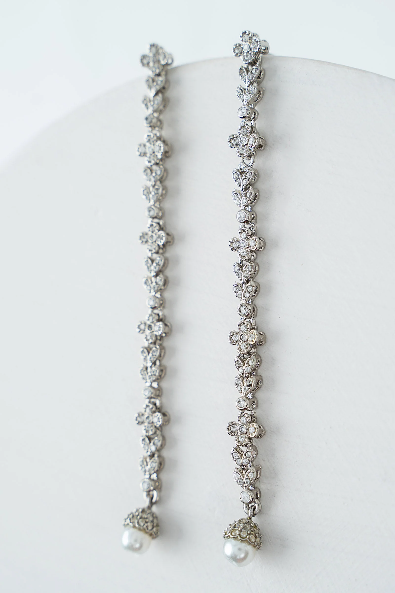 Zarqeen Earrings - Image 5